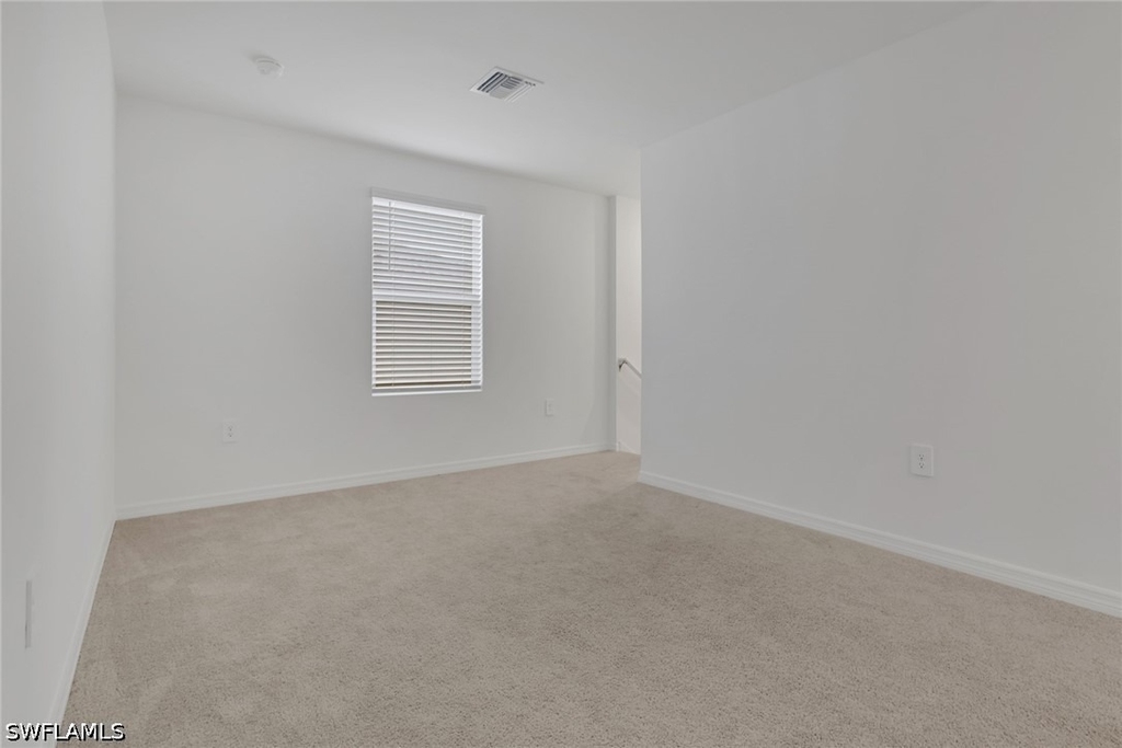 19550 Fairhill Court - Photo 16