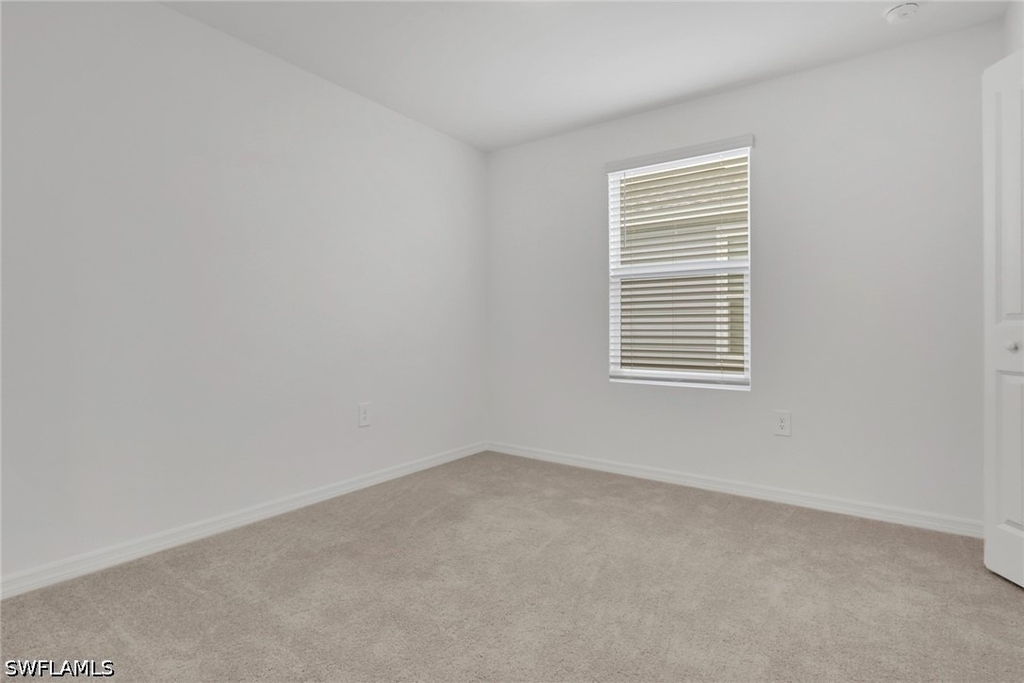 19550 Fairhill Court - Photo 24