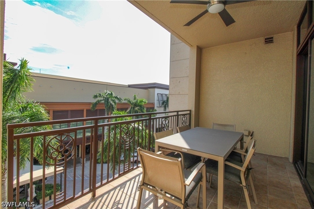 9123 Strada Place - Photo 21