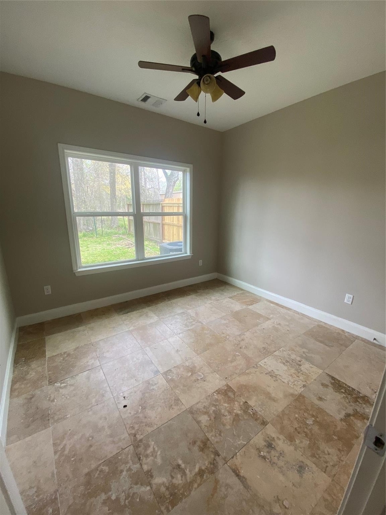 307 Covecrest Drive - Photo 6
