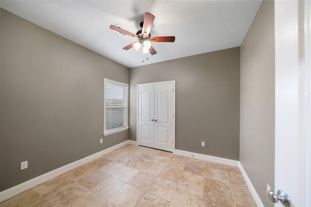 307 Covecrest Drive - Photo 9