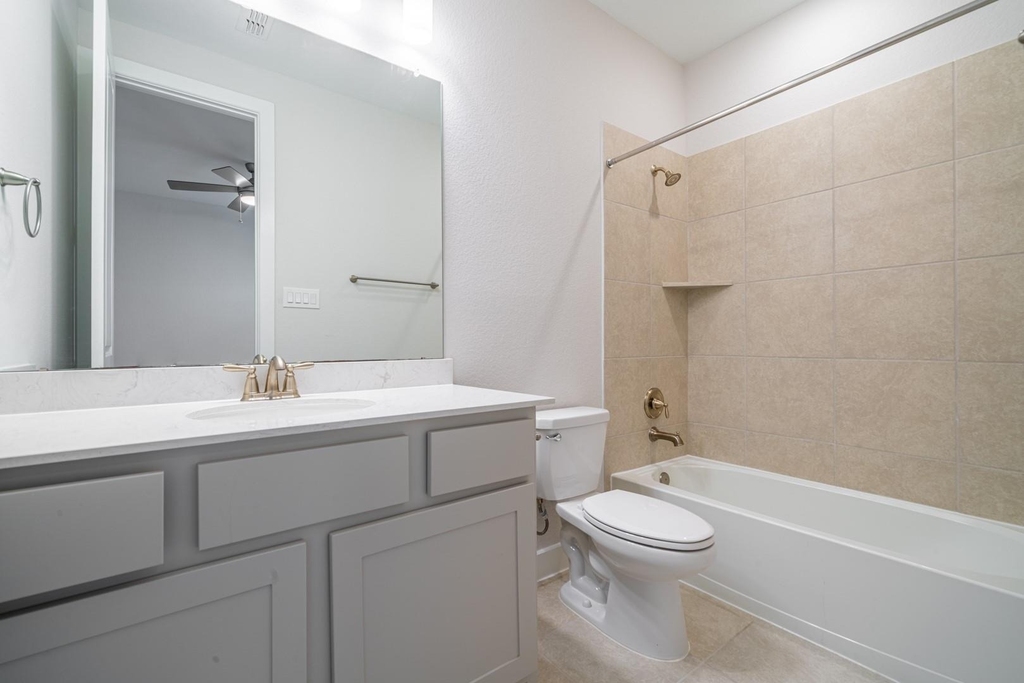 4706 Llano Loop - Photo 27