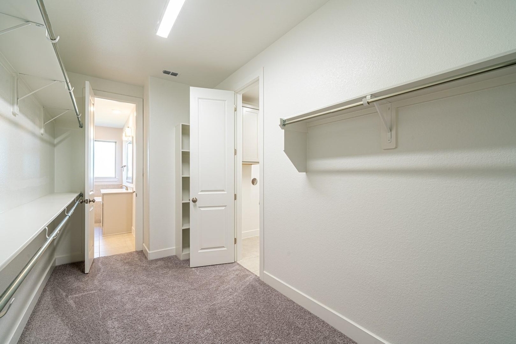 4706 Llano Loop - Photo 23