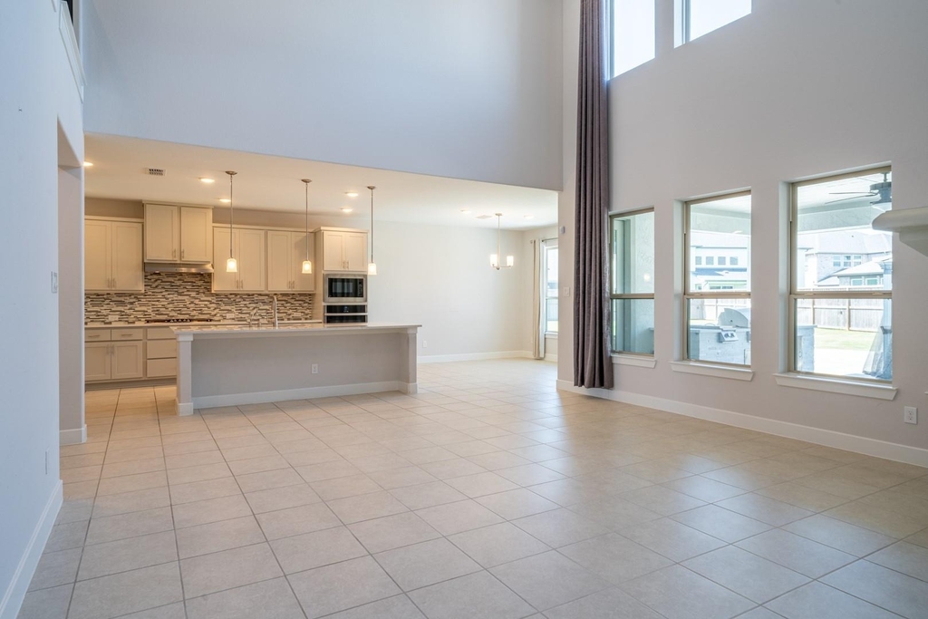 4706 Llano Loop - Photo 15