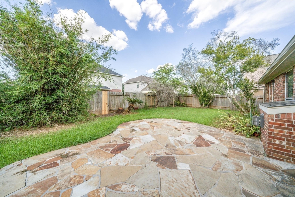8811 Sun Haven Lane - Photo 36