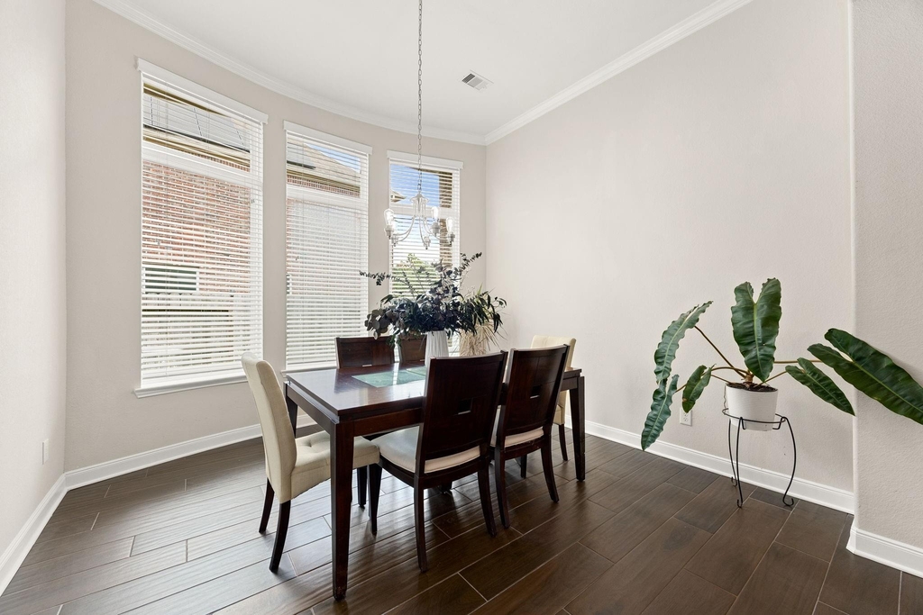 25819 Oakwood Knoll Drive - Photo 10