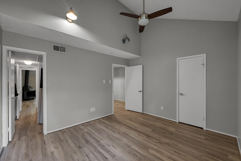 12900 Walden Road - Photo 8