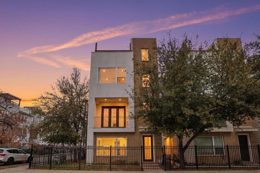 1224 Summer Street - Photo 3