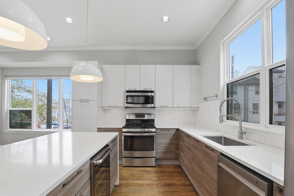 1224 Summer Street - Photo 15