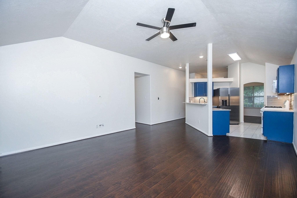 13911 Sorrel Grove Court - Photo 8