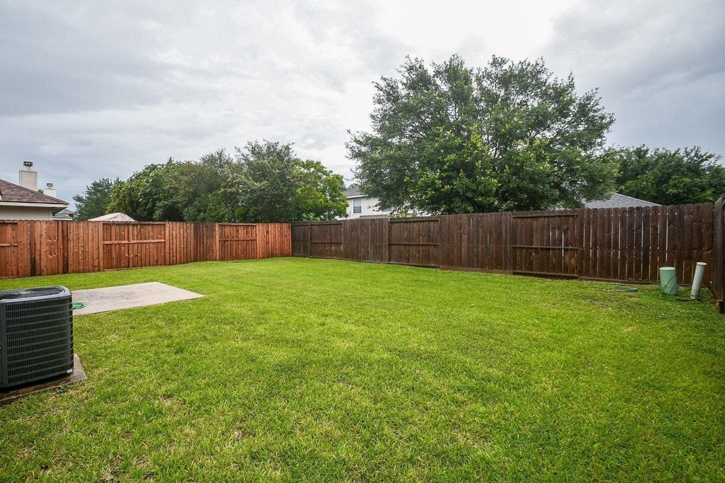 13911 Sorrel Grove Court - Photo 19