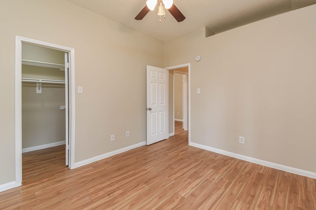 9523 Tallow Tree Drive - Photo 13