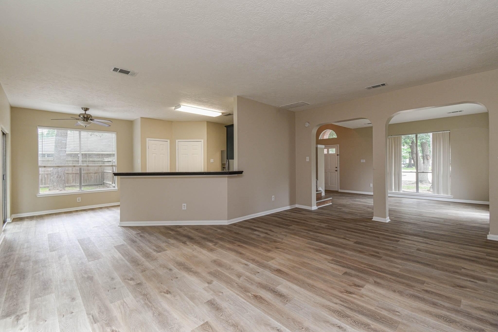 9523 Tallow Tree Drive - Photo 5
