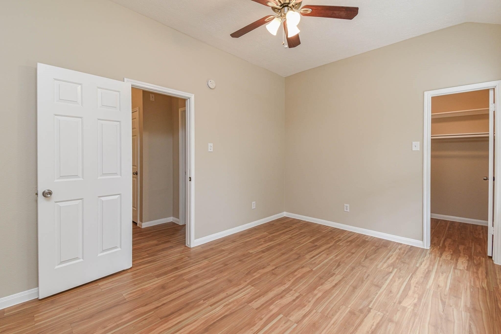 9523 Tallow Tree Drive - Photo 11
