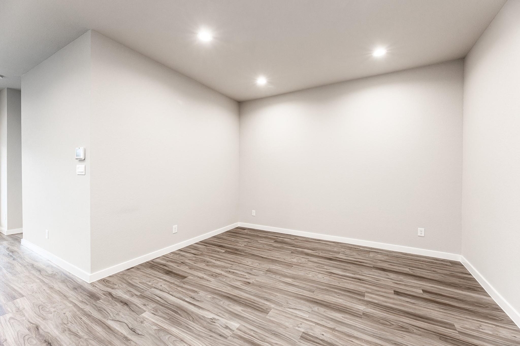 22806 Theodoli Drive - Photo 13