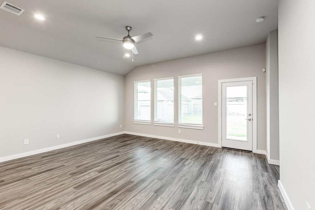 22806 Theodoli Drive - Photo 5
