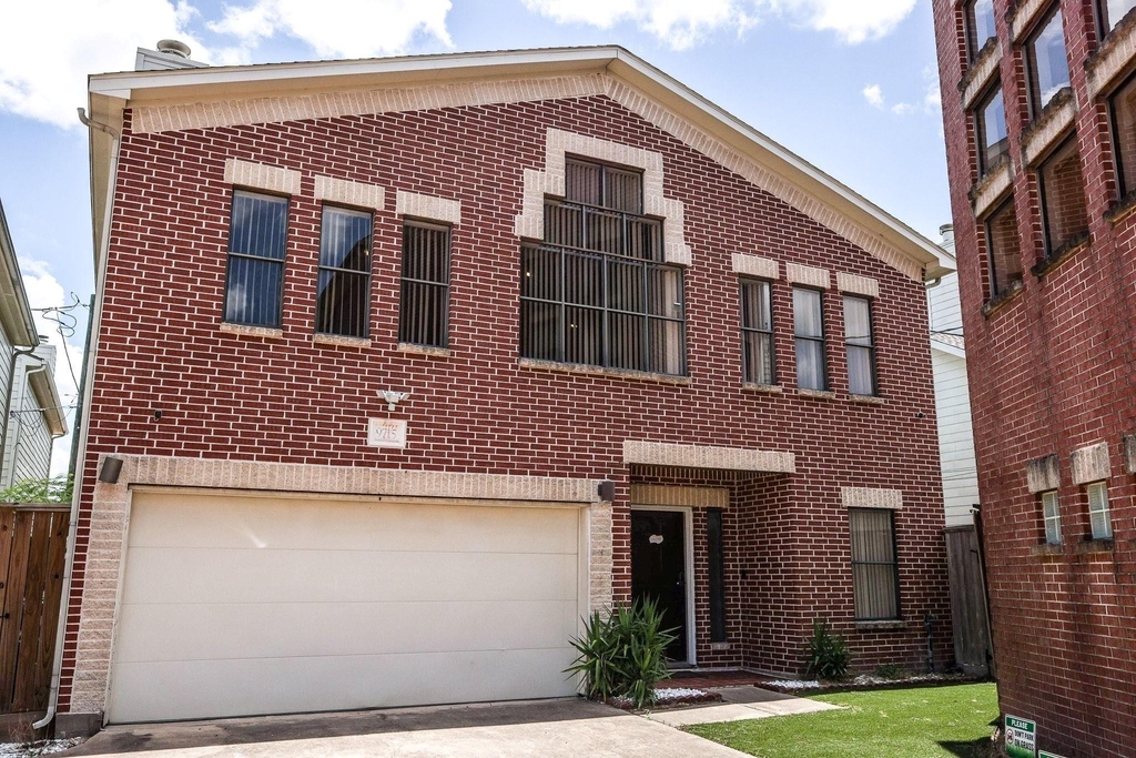 9715 Riddlewood Lane - Photo 0