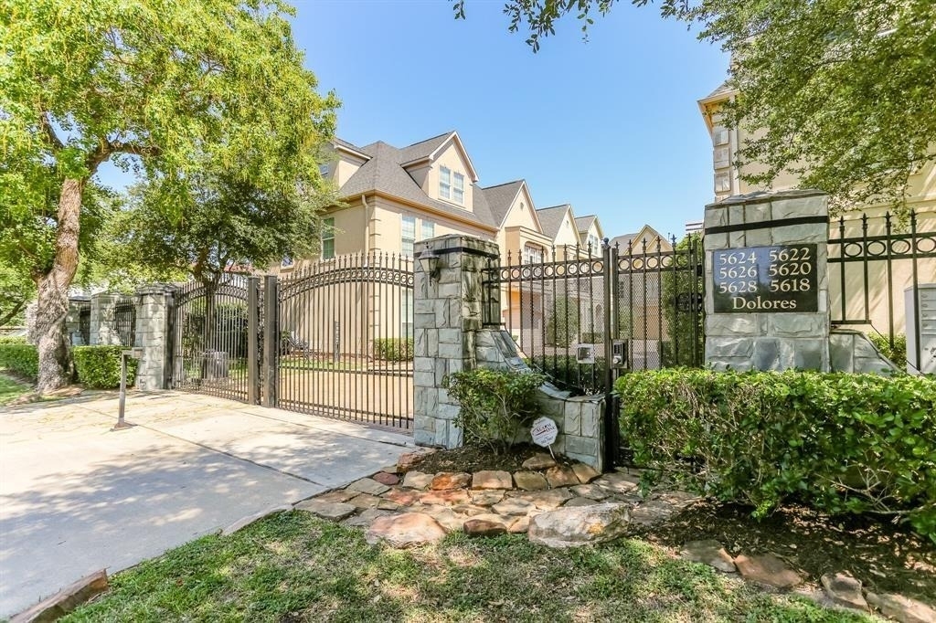 5622 Dolores Street - Photo 17