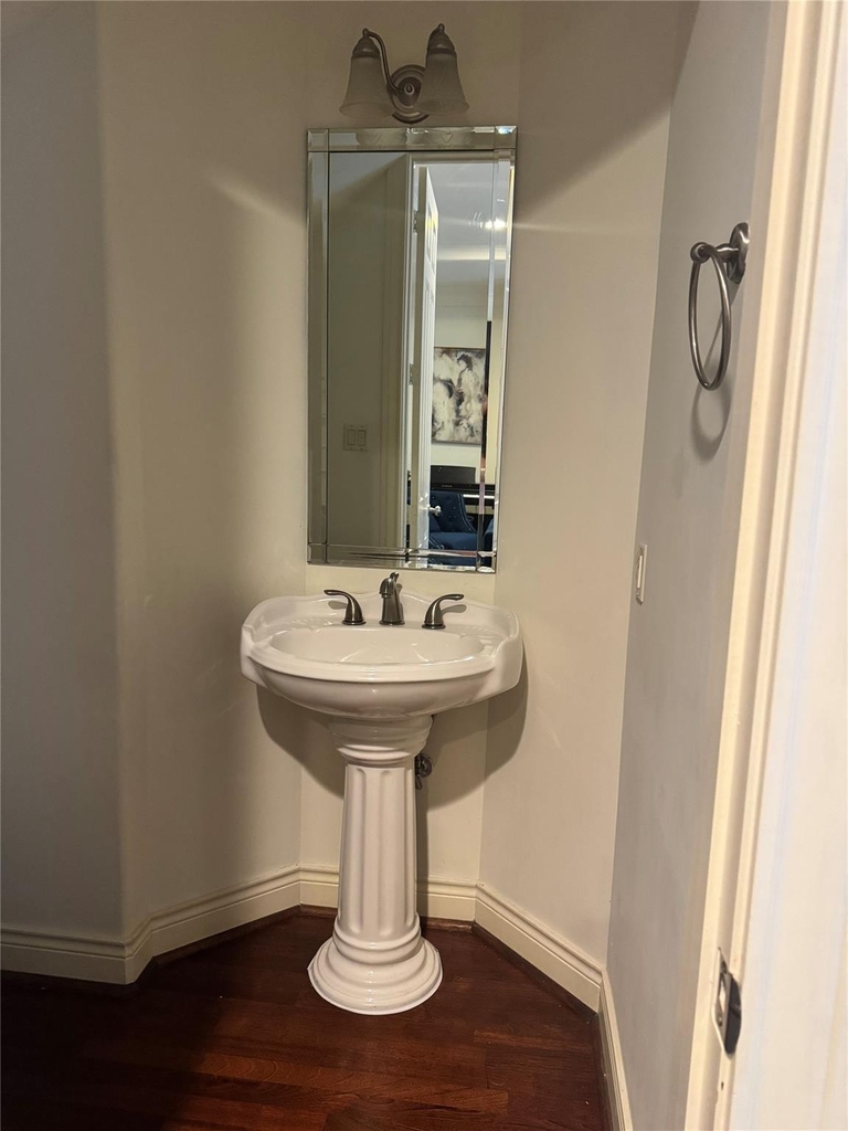 5622 Dolores Street - Photo 12