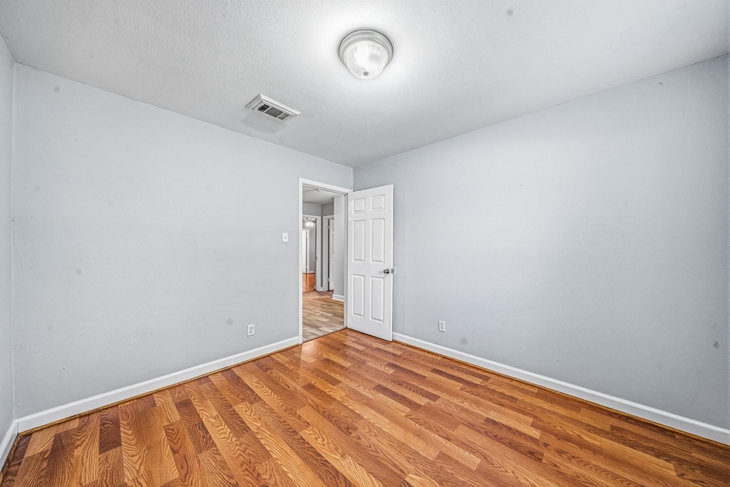 9666 Windswept Lane - Photo 15