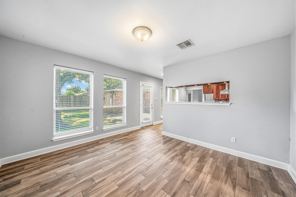 9666 Windswept Lane - Photo 12