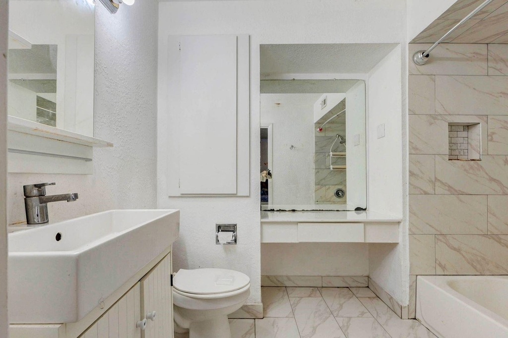 4040 San Felipe Street - Photo 12