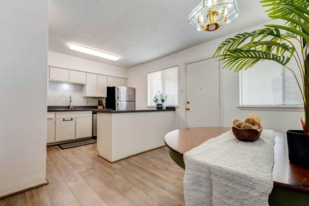 4040 San Felipe Street - Photo 3