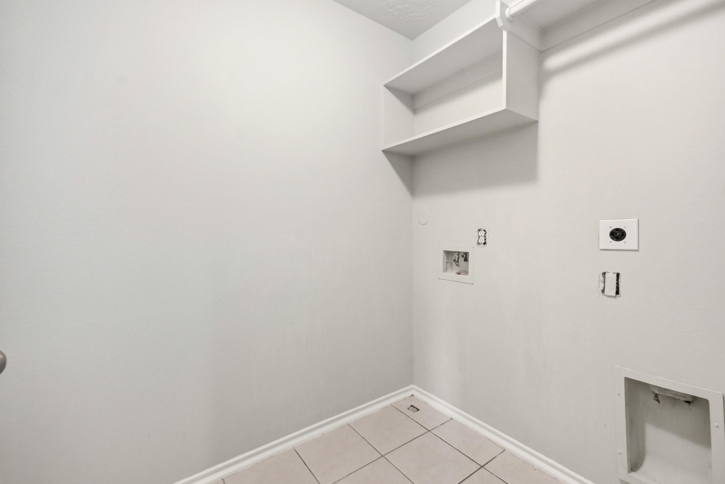 13107 Peppergate Lane - Photo 10
