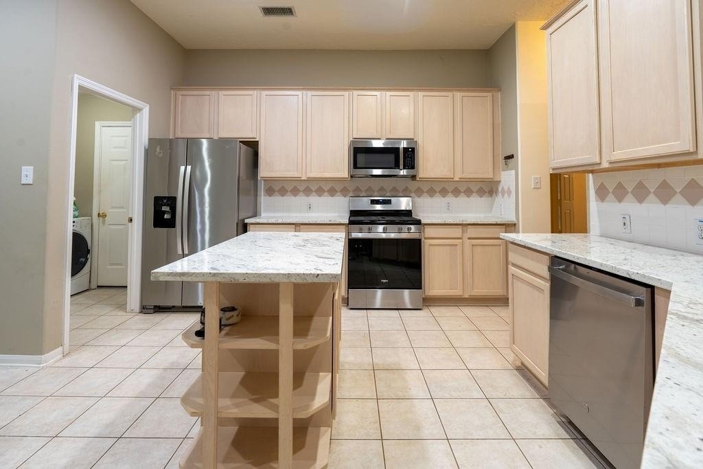 175 N Wimberly Way - Photo 7
