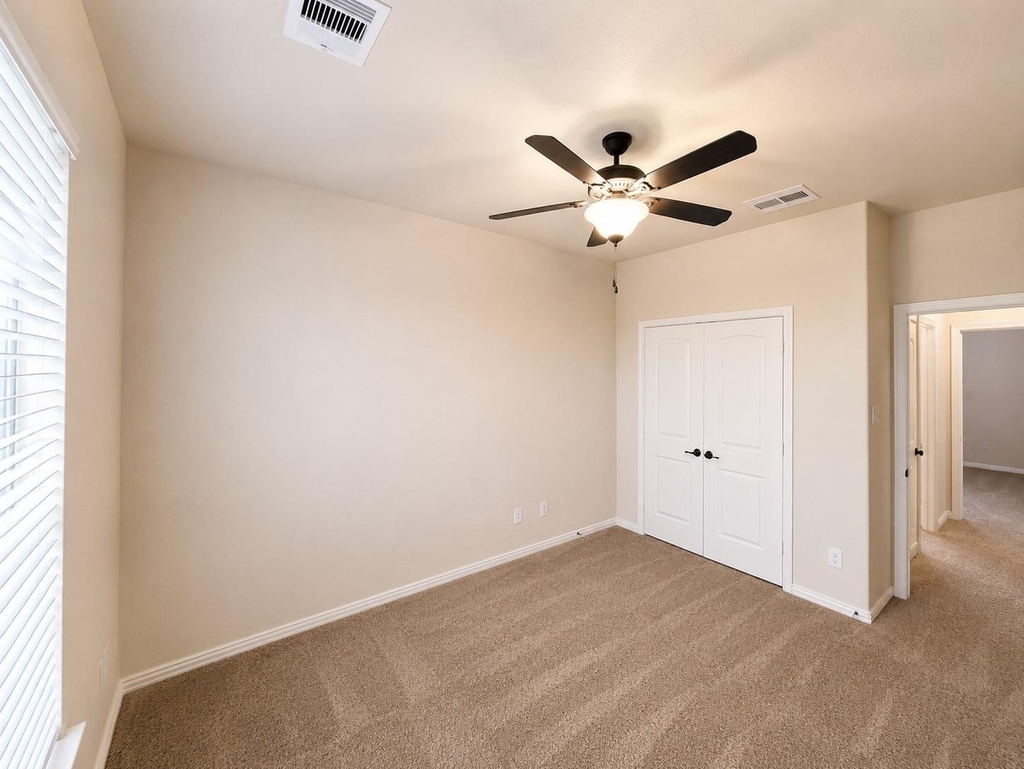 7506 Amber Village Cir - Photo 16