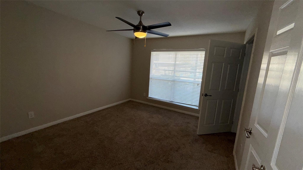 7315 Brompton Street - Photo 3
