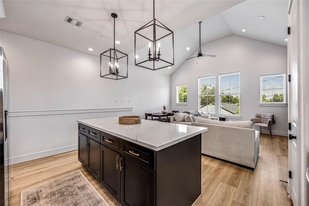 1508 Ryon Street - Photo 1