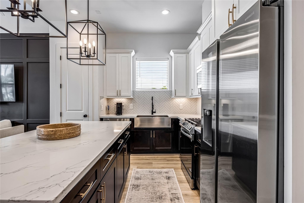 1508 Ryon Street - Photo 3
