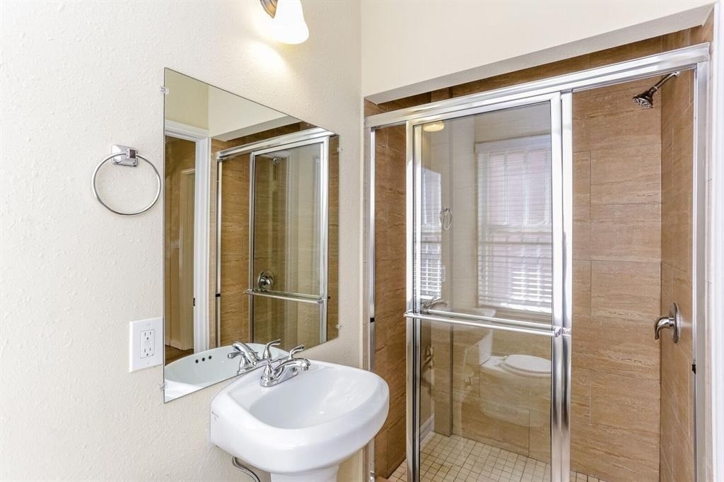 612 W Alabama Street - Photo 17
