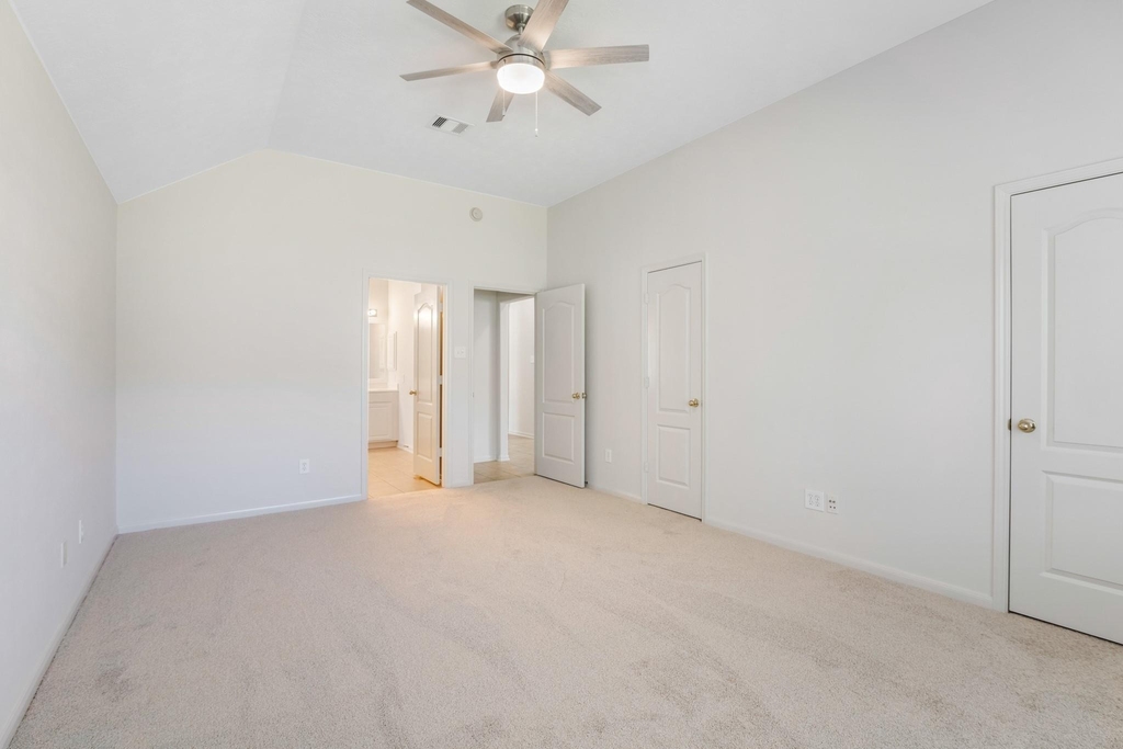 26127 Bent Meadow Court - Photo 6
