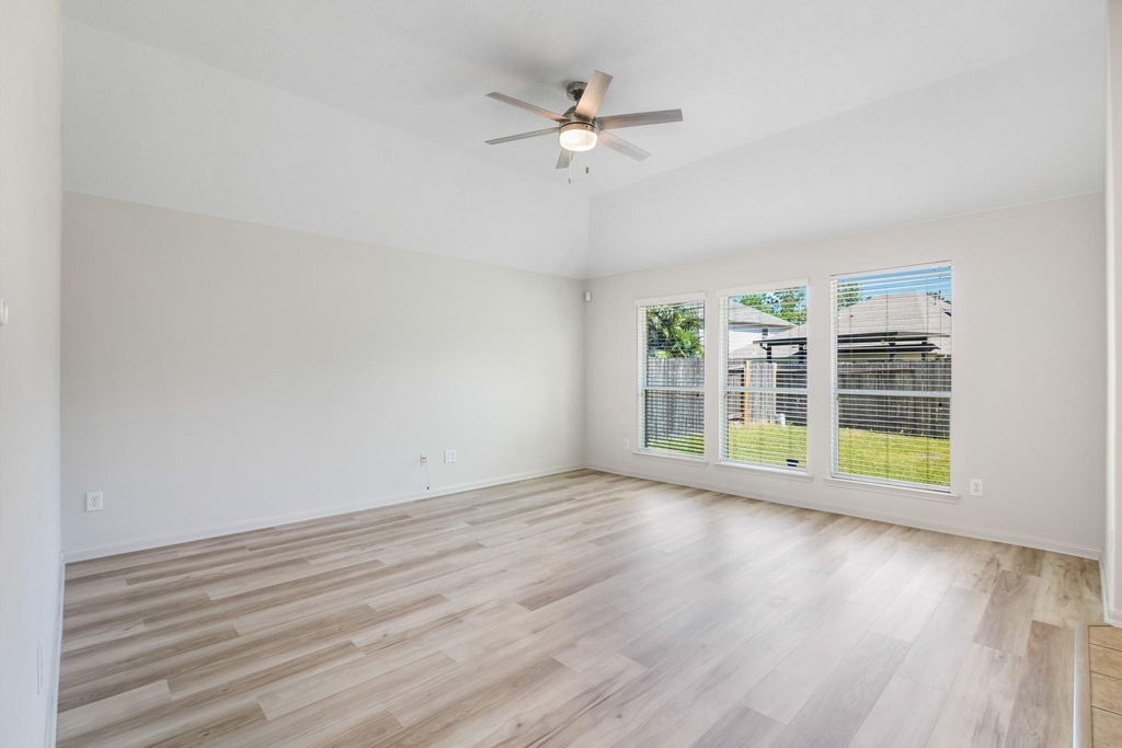 26127 Bent Meadow Court - Photo 8