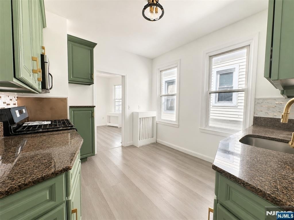 22 Harrison - Photo 3