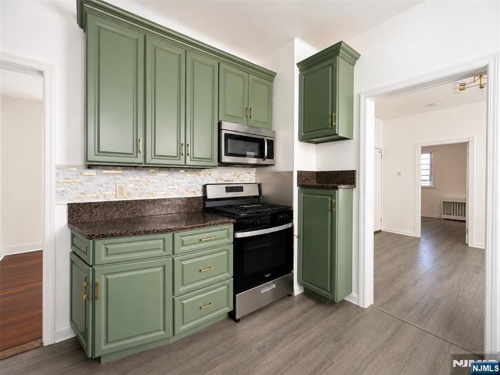 22 Harrison - Photo 2