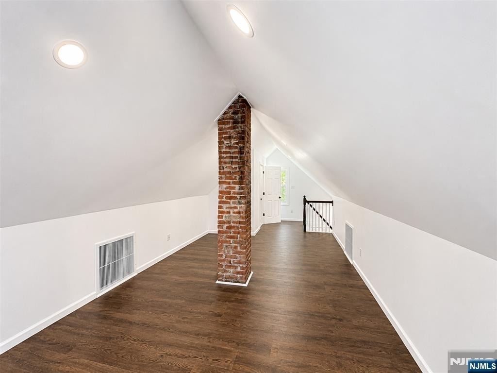 22 Harrison - Photo 19