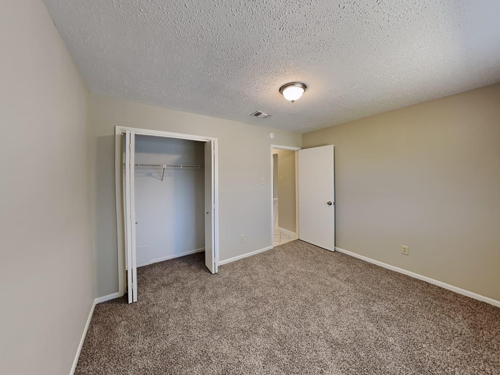 6610 Bellfield Manor Lane - Photo 10