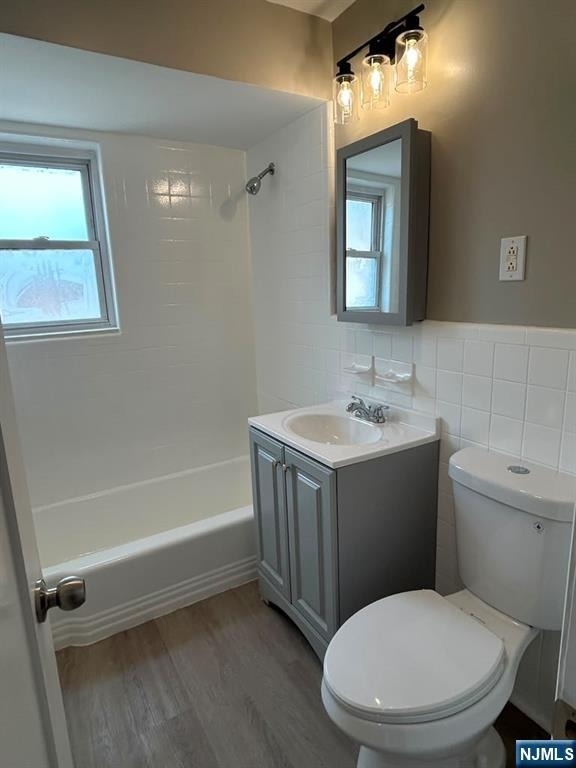 1266 Teaneck - Photo 7