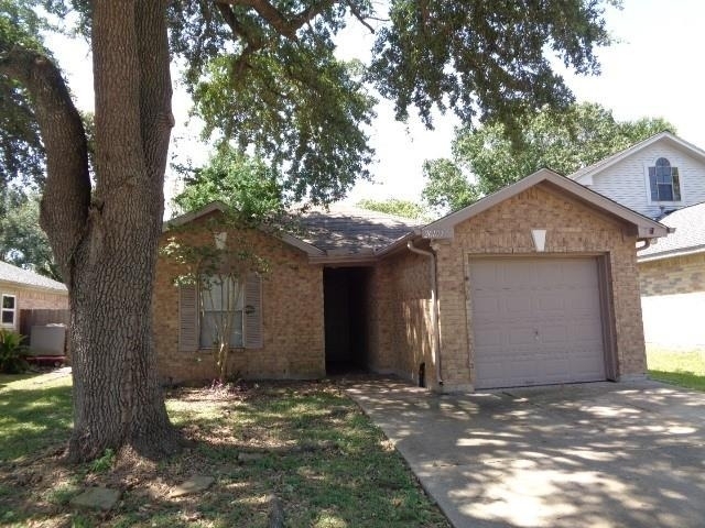 20107 Beechview Ln - Photo 0