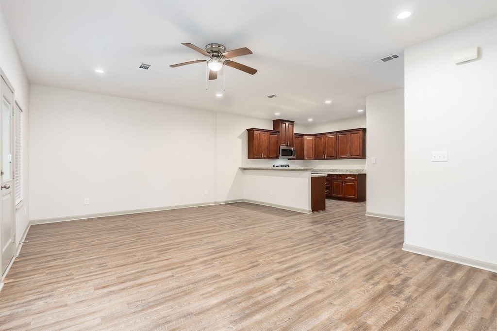 918 Shady Lane - Photo 11
