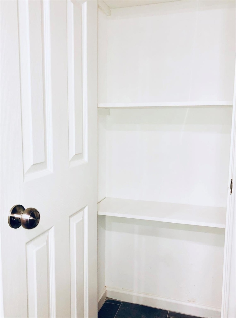 2531 Watts Street - Photo 2