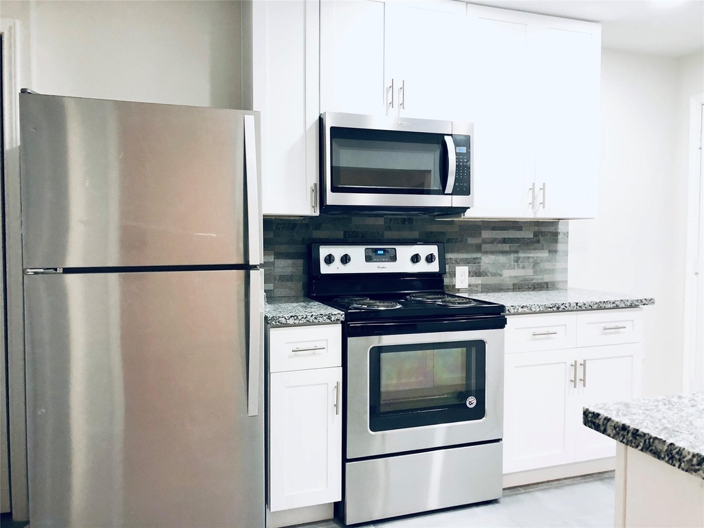 2531 Watts Street - Photo 0