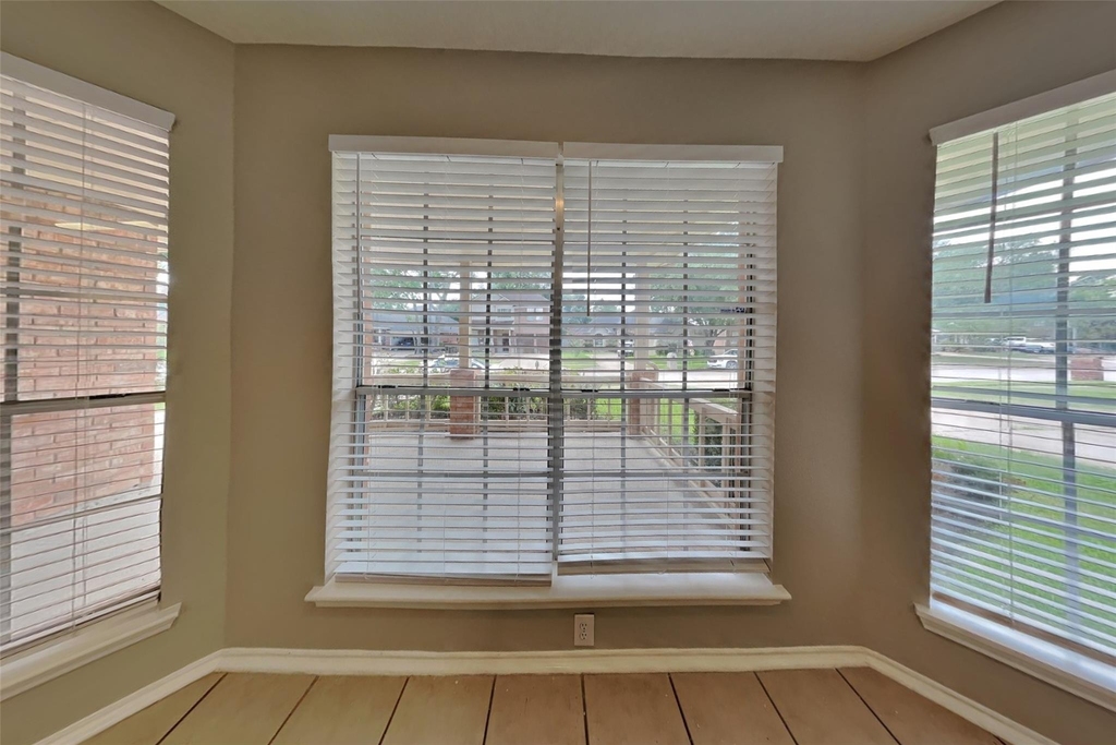 1327 Coppercrest Drive - Photo 5