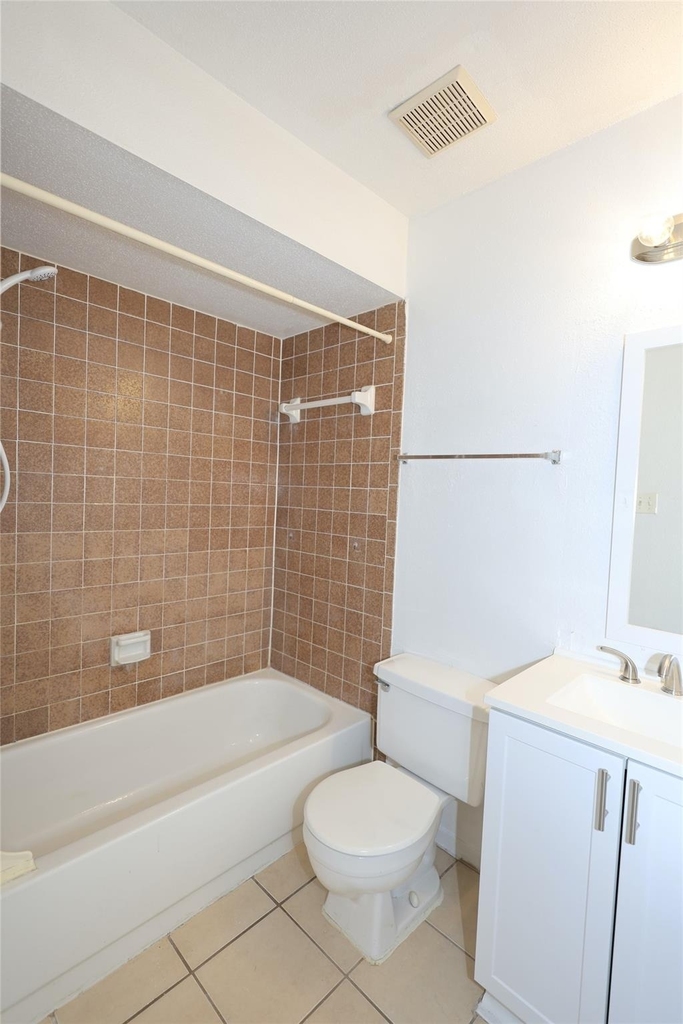 720 Memorial Mews Street - Photo 12