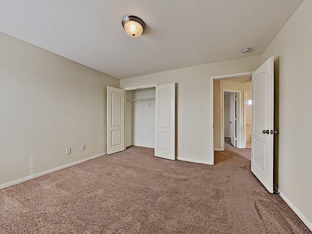 8542 Doskocil Drive - Photo 8