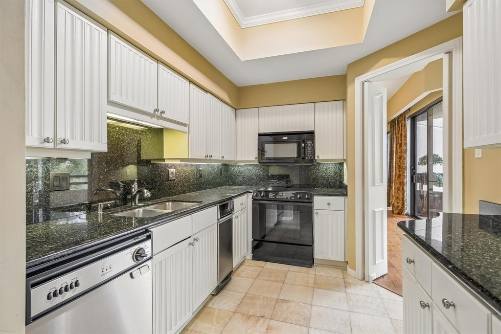 101 Westcott Street - Photo 6