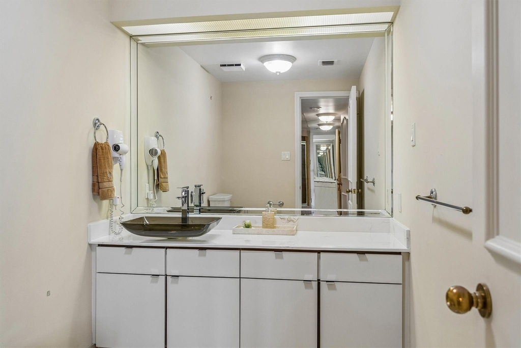101 Westcott Street - Photo 11